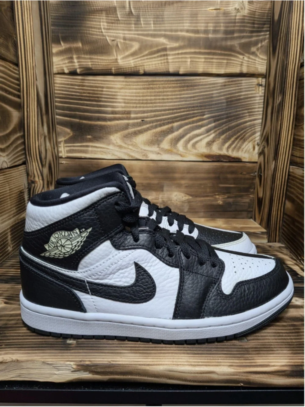 Jordan Air Jordan 1 Mid SE Homage Shoes Youth Size 7Y Black White Sneakers